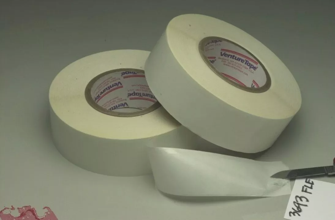 3M™ Venture Tape™ Double Coated Nylon Tape 3693FLE, Left Hand, 1.5 in x 500 yd, 4 Rolls/Case