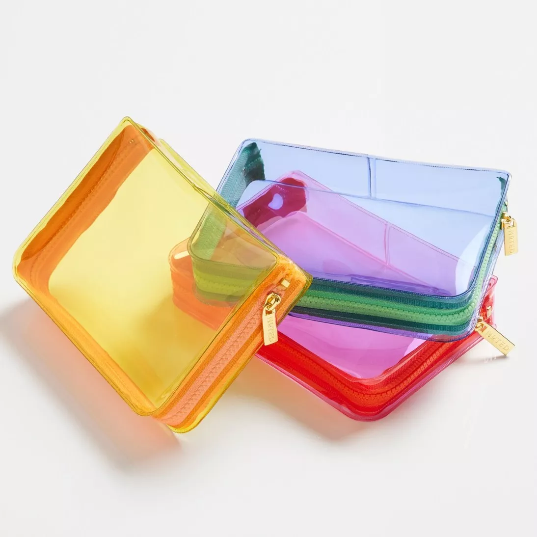 https://www.slipstream247.com/media/9beea78d45e5e4fa0a0c5112a6b357daeccacd75_three-clear-plastic-pouches-in-yellow-blue-and-red-as-a-part-of-the-noted-by-post-it-product-collecti.webp