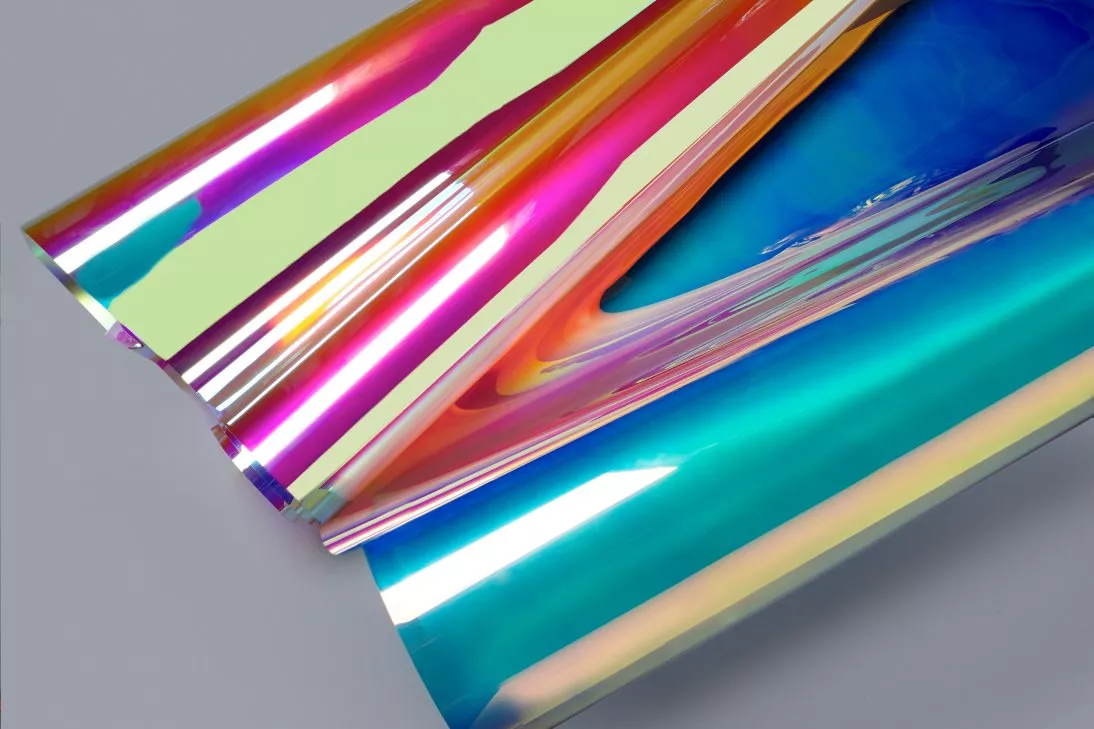 3M™ Dichroic Glass Finishes DF Chill, 56 in x 81 ft