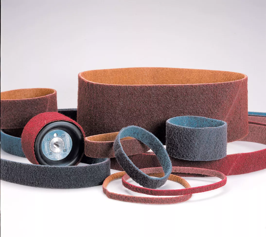 Standard Abrasives™ Surface Conditioning FE Belt 885032, 3-1/2 in x
15-1/2 in CRS, 10 ea/Case