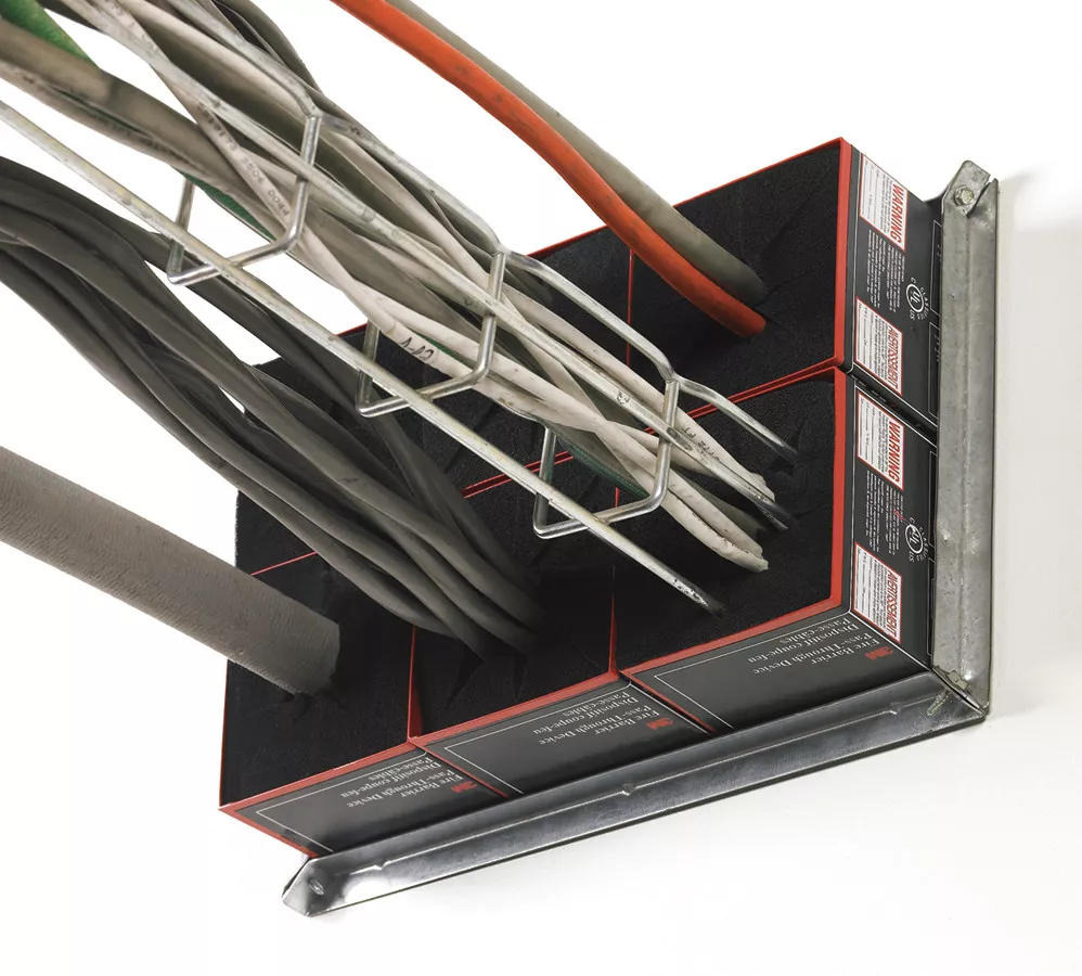 Product Number PT4SMB | 3M™ Fire Barrier Pass-Through Triple Mounting Brackets PT4TMB