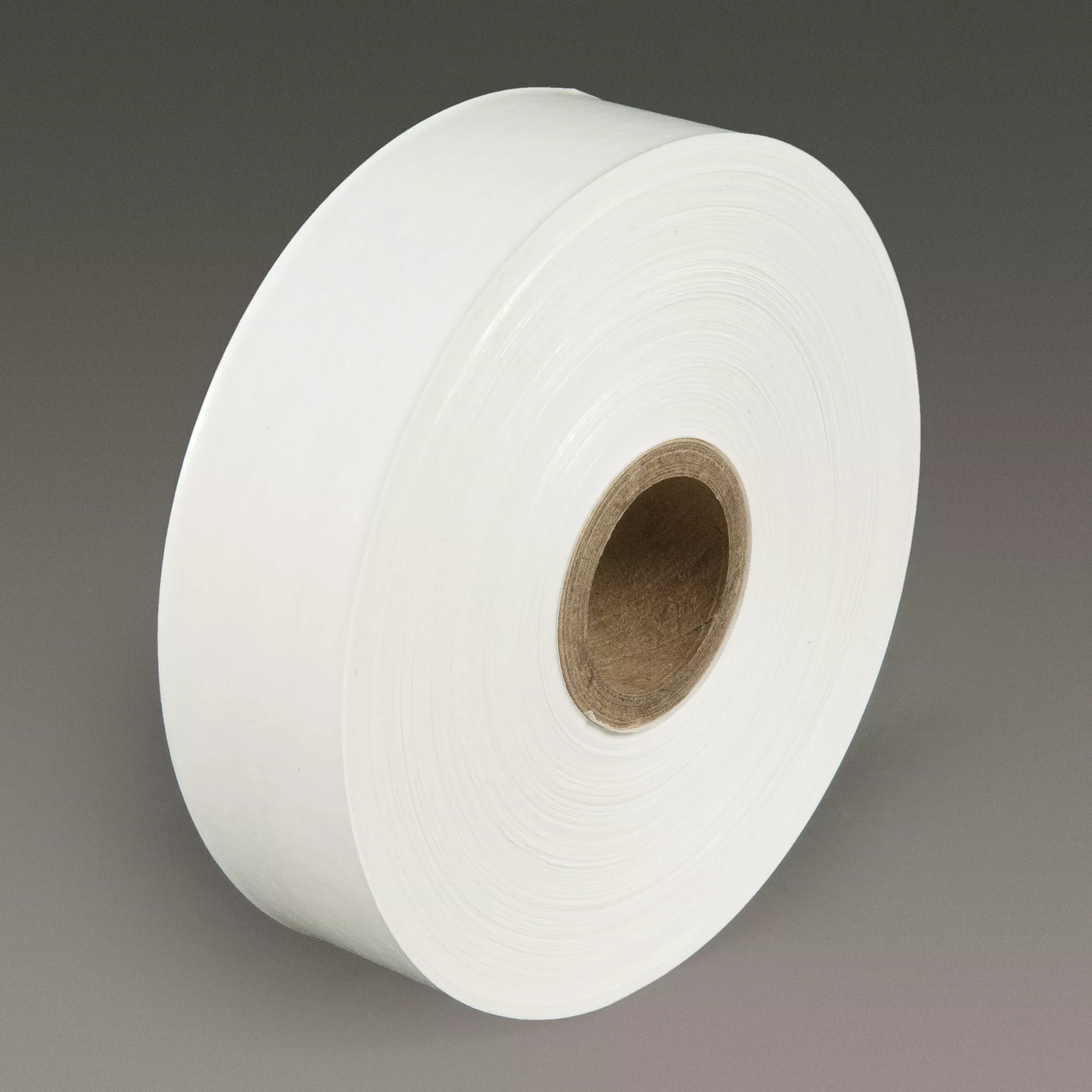 3M™ Water Activated Paper Tape 6141, White, Light Duty, 1-1/2 in x 500 ft, 20/Case