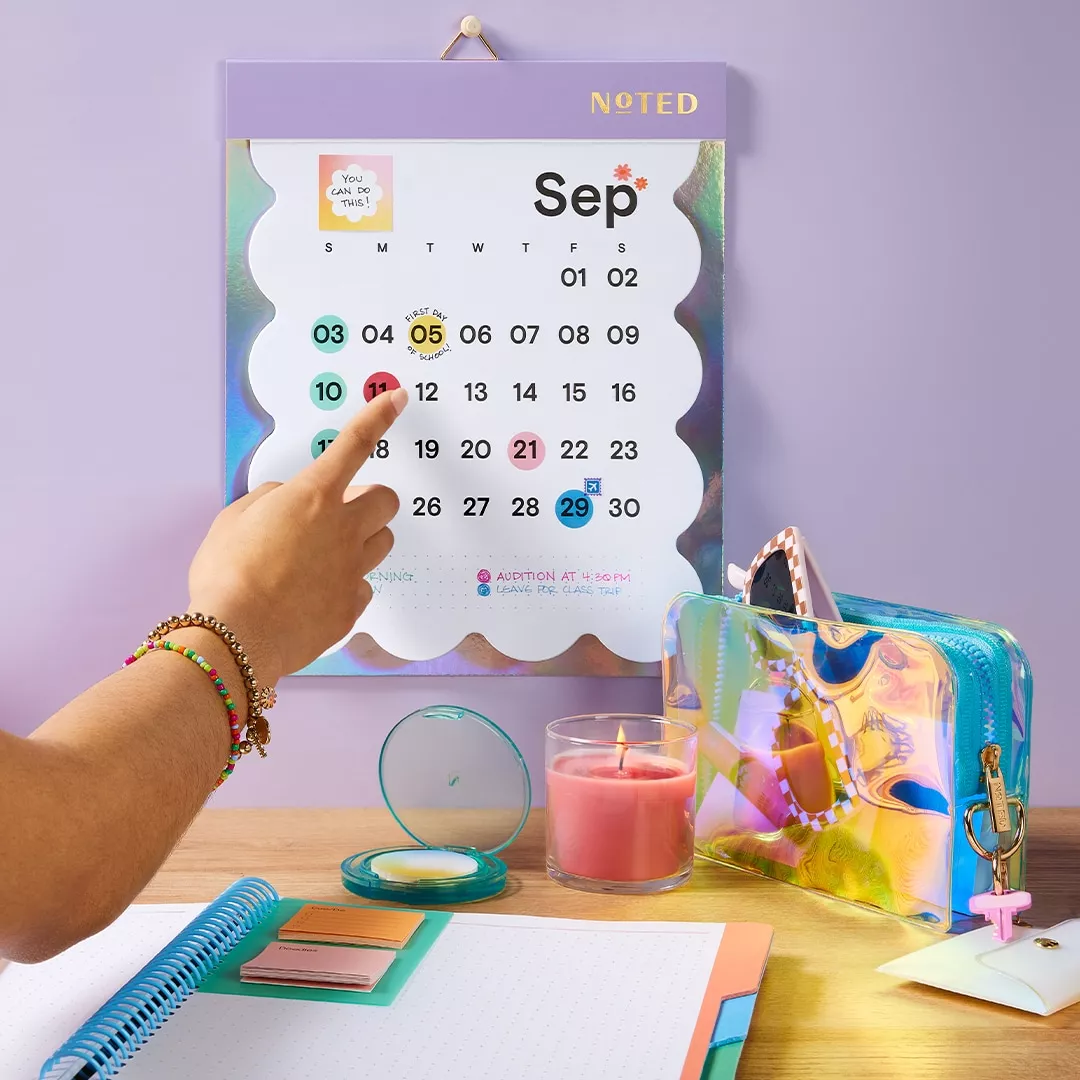 Product Number NTD7-CAL-1 | Post-it® Wall Calendar with Planner Dots NTD7-CAL-1