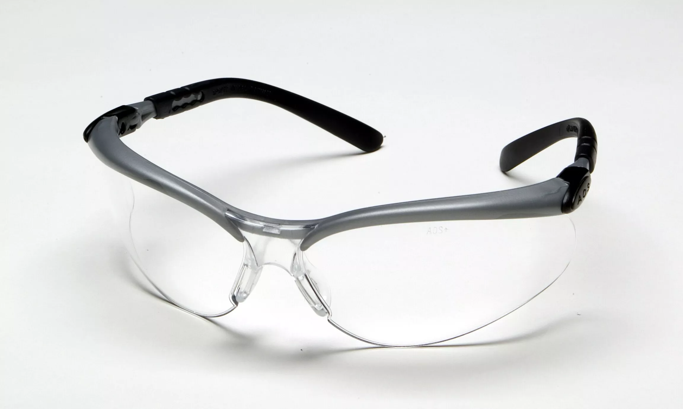 3M™ BX™ Protective Eyewear 11380-00000-20, Clear Anti-Fog Lens,
Silver/Black Frame, 20 ea/Case