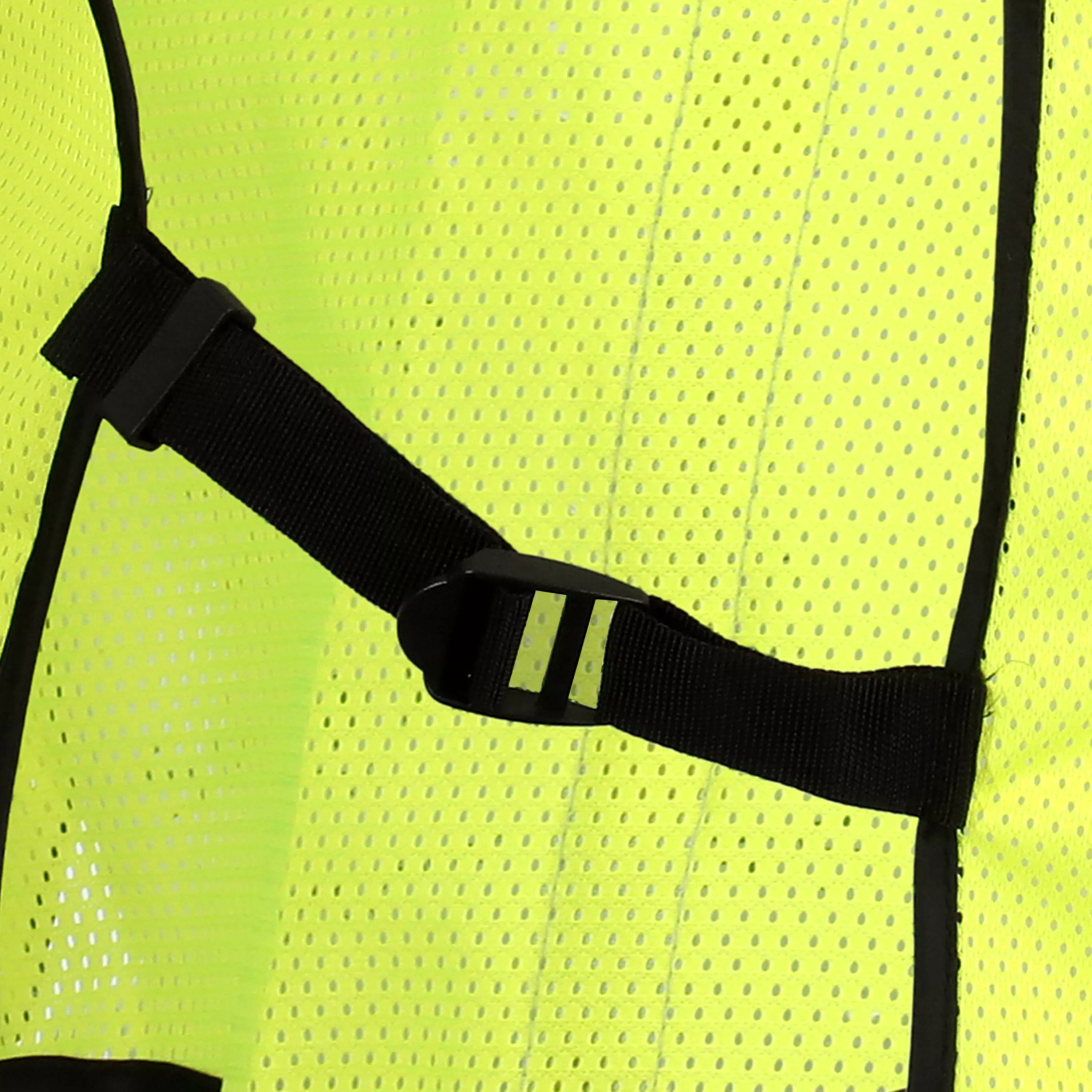 SKU 7100160504 | 3M™ Scotchlite™ Reflective Material Day/Night Safety Vest
