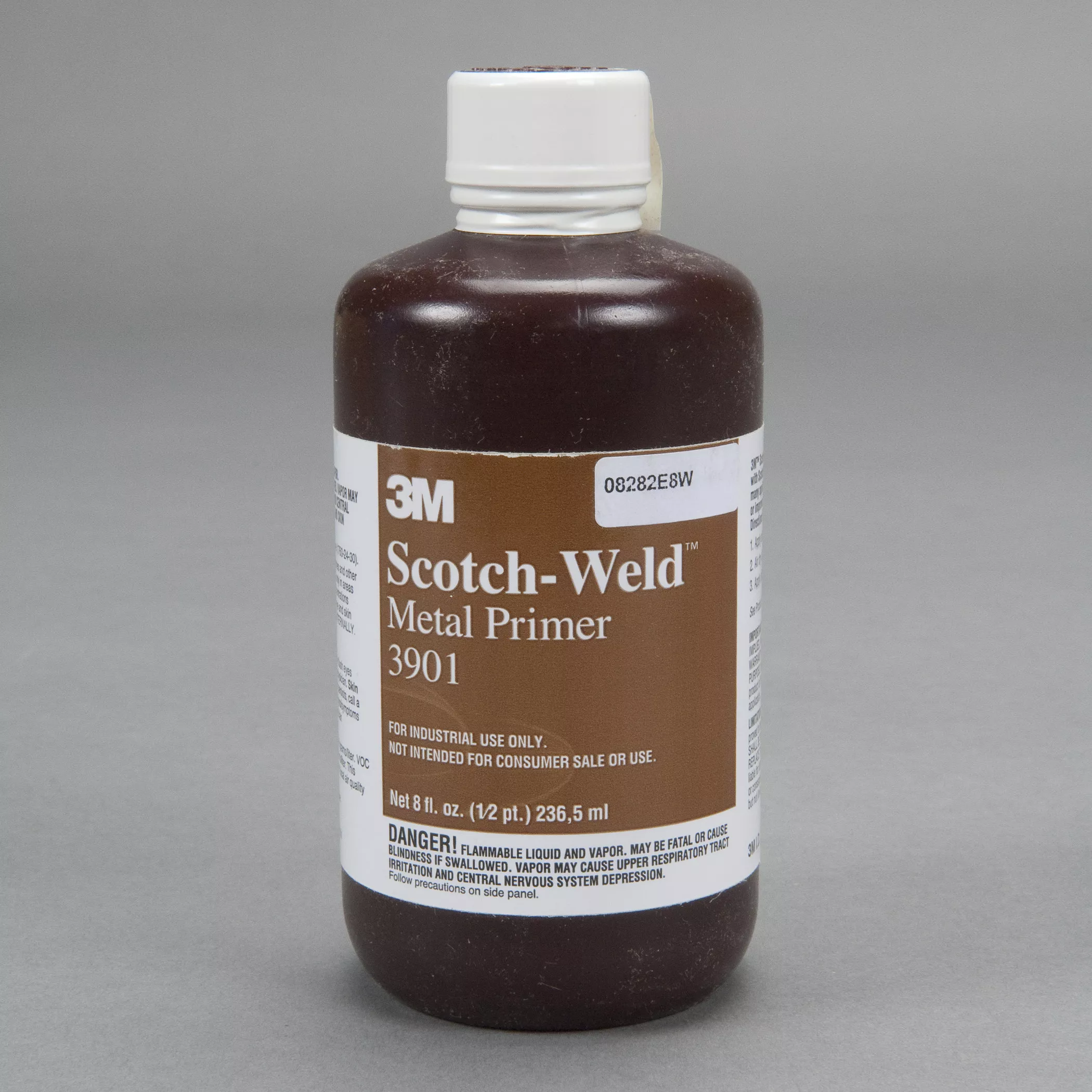 3M™ Scotch-Weld™ Metal Primer 3901, Red, 0.5 Pint, 12 Can/Case